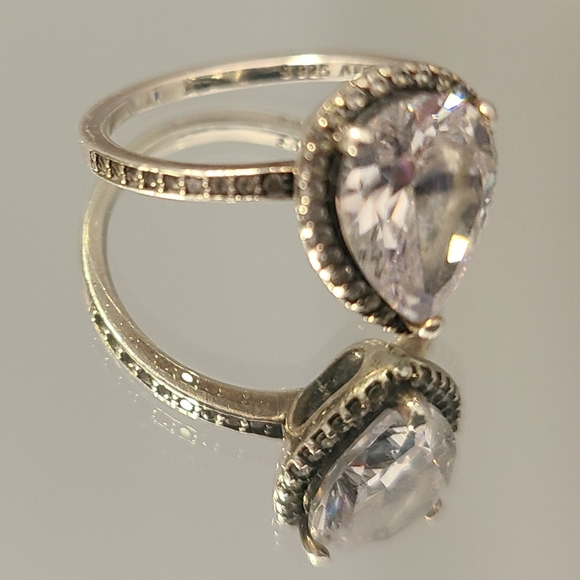 Ring - Picture 1 of 2